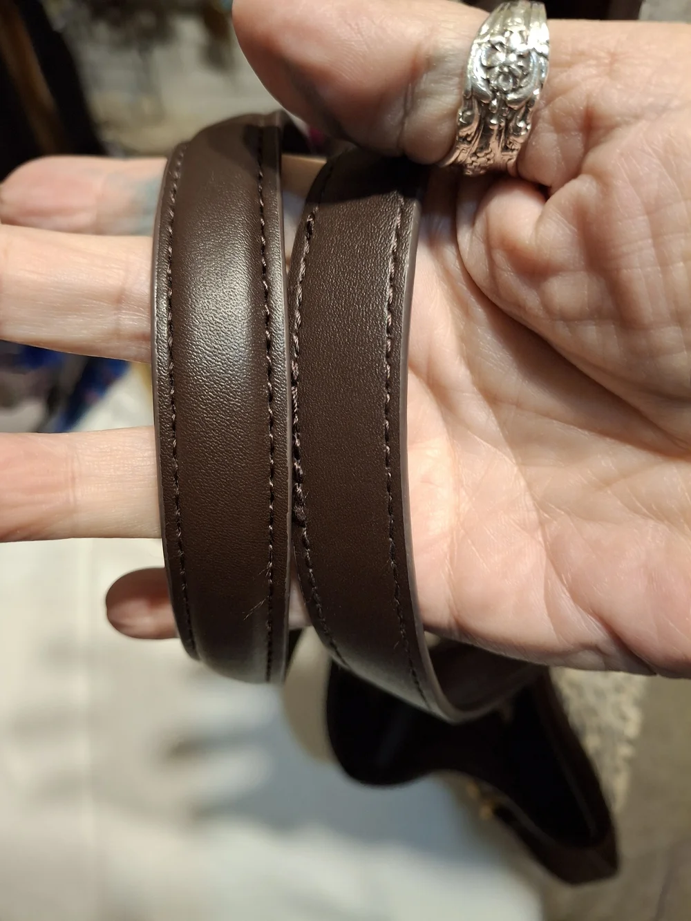 Betsey Johnson XO Leopard Print Beige Tote Bag with Brown Trim - Picture 4 of 10